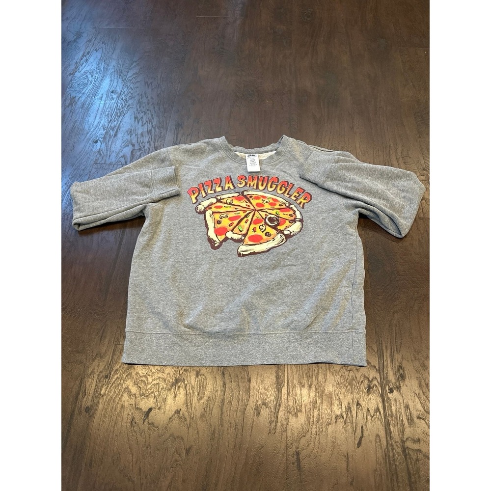 Star‎ Wars Pizza Smuggler Millennium Falcon Disney Crewneck Sweater Medium #34